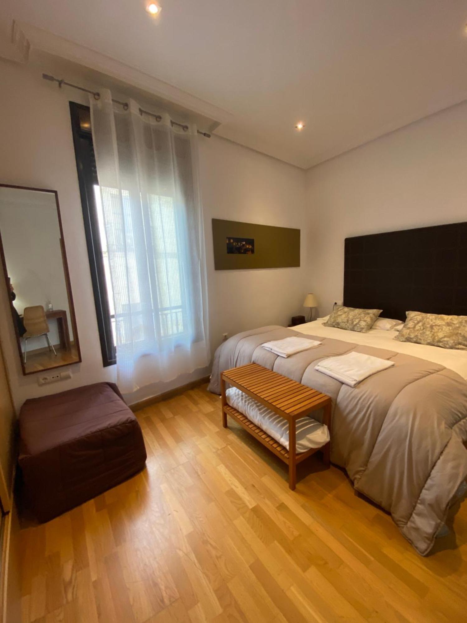 Apartamentos Caces المظهر الخارجي الصورة