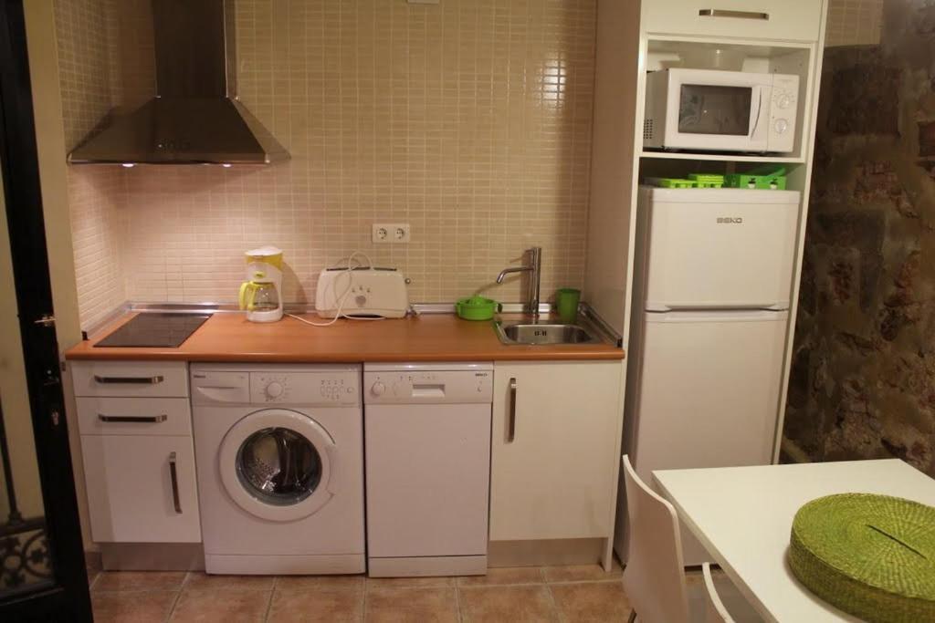 Apartamentos Caces الغرفة الصورة